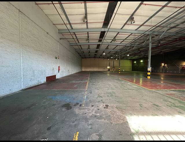 1,550M² WAREHOUSE TO LET IN EPPING INDUSTRIAL